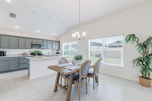 805 HUBBARD LOOP, The Villages, FL 32163