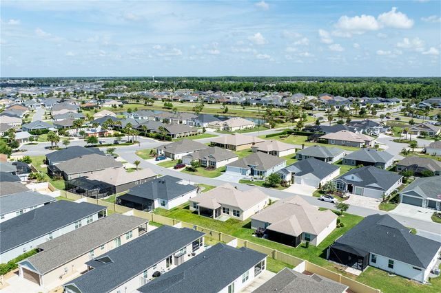 805 HUBBARD LOOP, The Villages, FL 32163