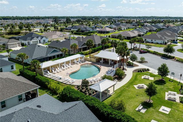 805 HUBBARD LOOP, The Villages, FL 32163