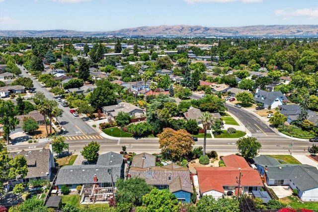 3786 Dunford Way, Santa Clara, CA 95051