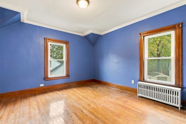 34 Joyce St, Webster, MA 01570