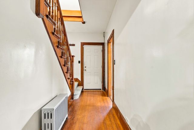 34 Joyce St, Webster, MA 01570