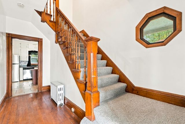 34 Joyce St, Webster, MA 01570