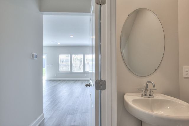 1772 Flora Grove, Hermitage, TN 37076