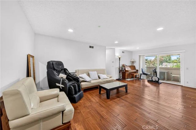 15902 Alta Vista Drive H, La Mirada, CA 90638