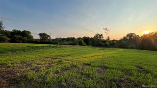 11111 BREWER RD, Addison Township, MI 48367