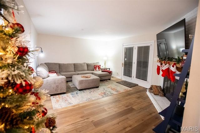 260 Monroe Mill Drive, Ballwin, MO 63011