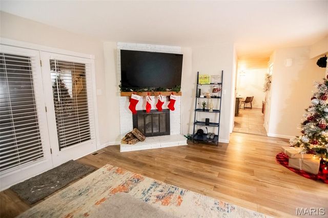 260 Monroe Mill Drive, Ballwin, MO 63011