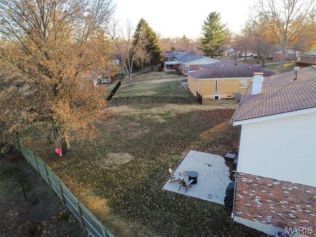 260 Monroe Mill Drive, Ballwin, MO 63011