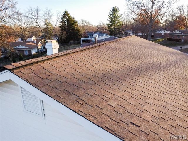 260 Monroe Mill Drive, Ballwin, MO 63011