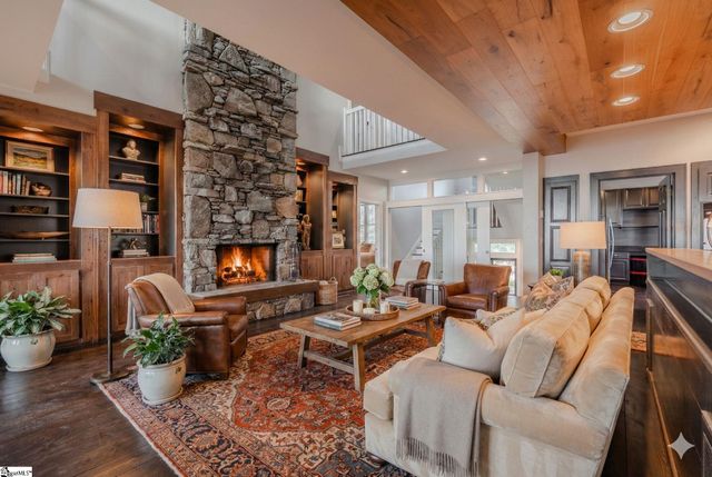 42 Wild Magnolia Way, Zirconia, NC 28790