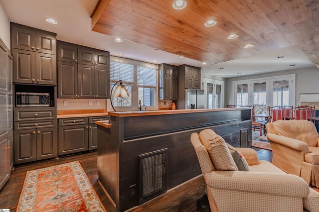 42 Wild Magnolia Way, Zirconia, NC 28790