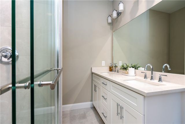 7 Fieldstone Way, Johnston, RI 02919