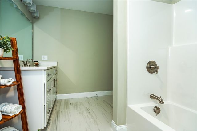 7 Fieldstone Way, Johnston, RI 02919