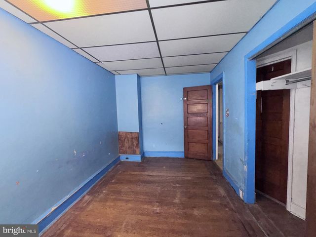 5916 NASSAU RD, Philadelphia, PA 19151