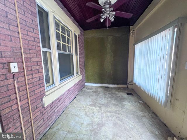 5916 NASSAU RD, Philadelphia, PA 19151