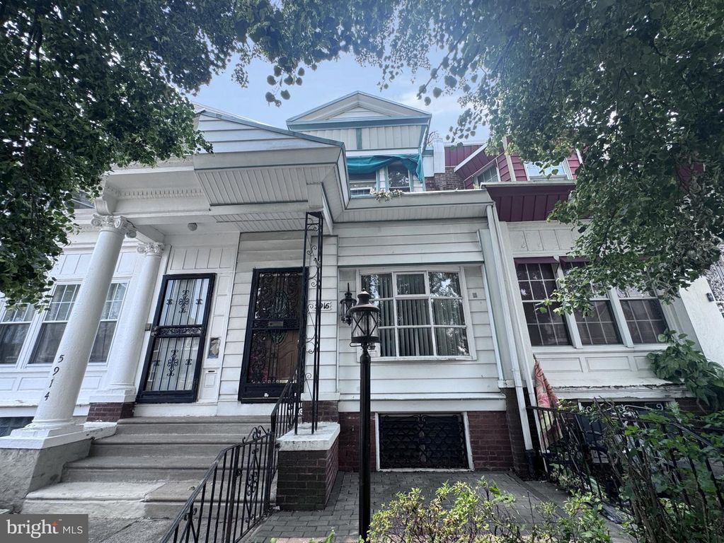 5916 NASSAU RD, Philadelphia, PA 19151 — exterior