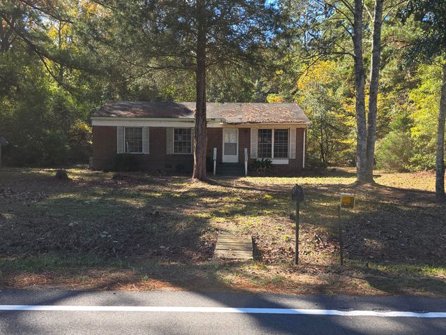 1090 Salters Town Road, Sumter, SC 29153