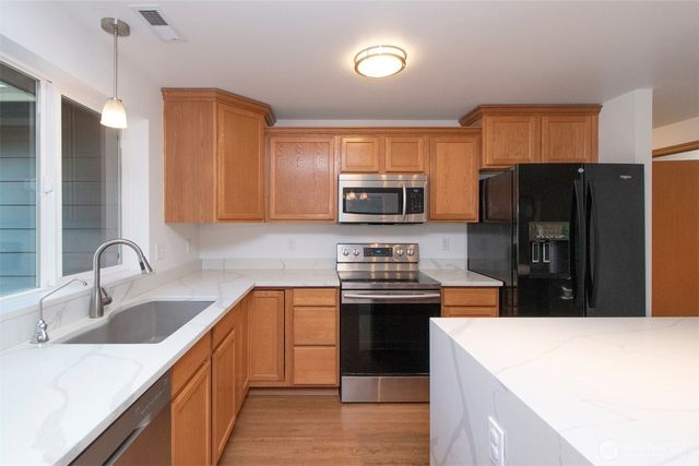576 Blyn Springs Road, Sequim, WA 98382