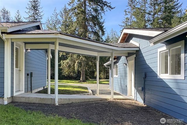 576 Blyn Springs Road, Sequim, WA 98382