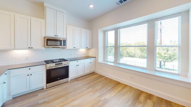 329 Mule Deer Mews, Frisco, TX 75068