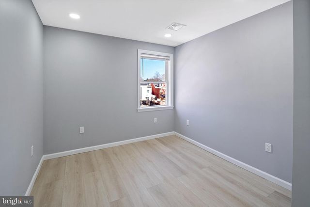 44 TYRELL AVE, Trenton, NJ 08638