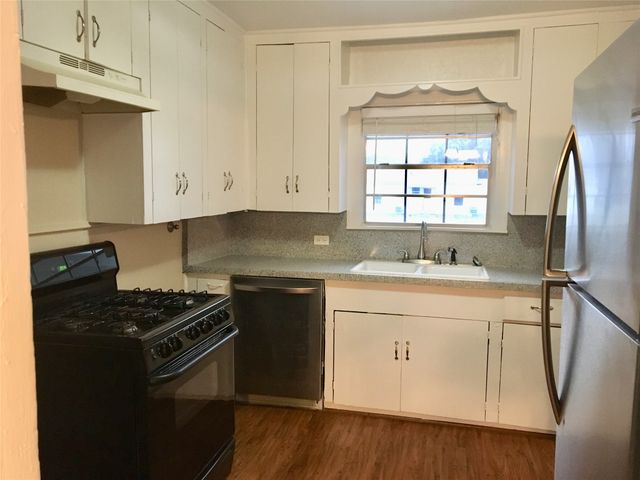 425 S Locust Street, Mesquite, TX 75149