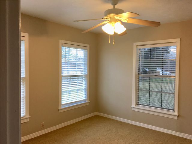 425 S Locust Street, Mesquite, TX 75149