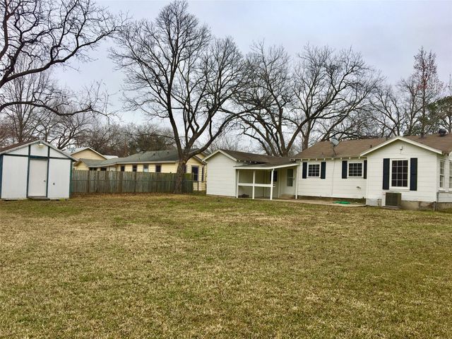 425 S Locust Street, Mesquite, TX 75149