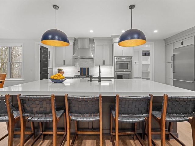 15 Quick Farm Road, Westborough, MA 01581