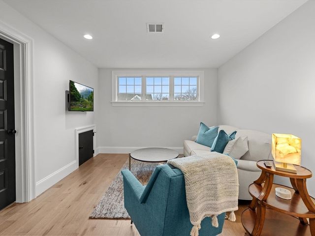 15 Quick Farm Road, Westborough, MA 01581