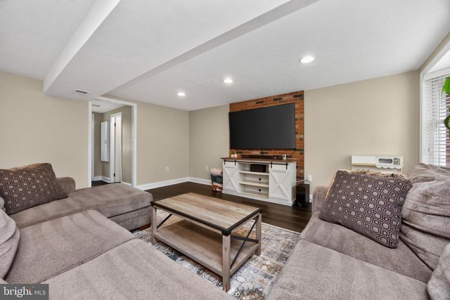 76 FRENCH RD, Collegeville, PA 19426