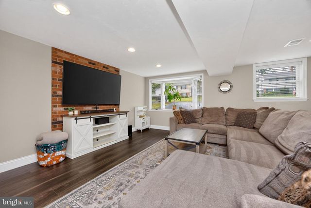 76 FRENCH RD, Collegeville, PA 19426