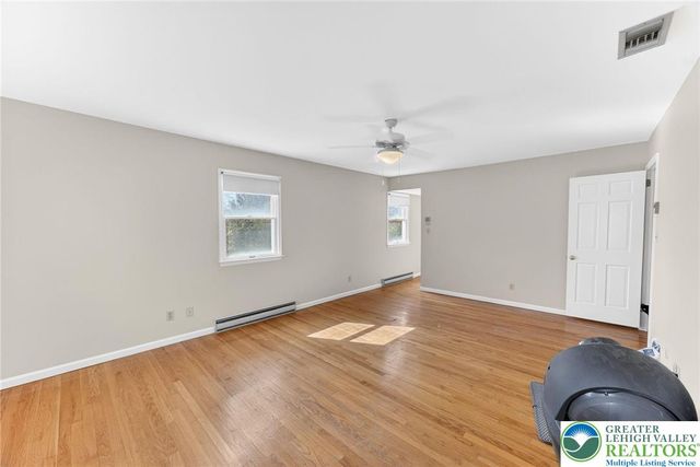 1460 Springhouse Road, South Whitehall Twp, PA 18104