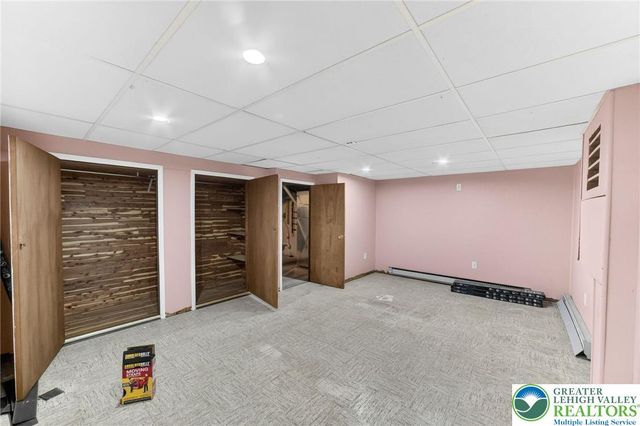 1460 Springhouse Road, South Whitehall Twp, PA 18104