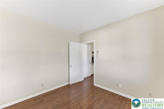 1460 Springhouse Road, South Whitehall Twp, PA 18104