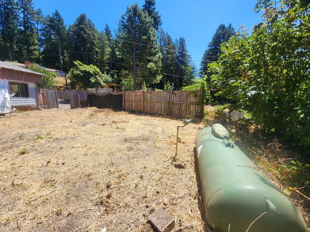 69 Spring Street, Weott, CA 95571