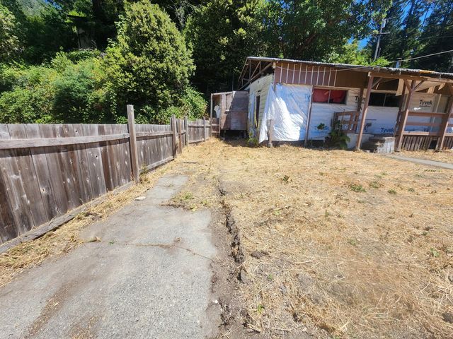 69 Spring Street, Weott, CA 95571