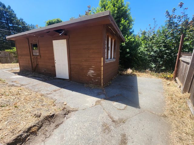 69 Spring Street, Weott, CA 95571