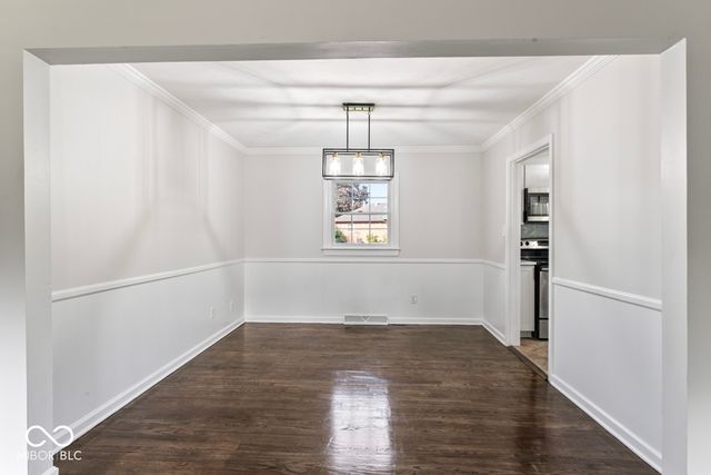 810 Kendale Court, Indianapolis, IN 46234