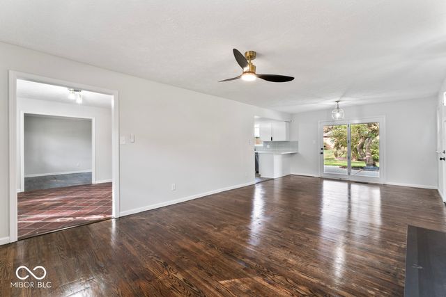 810 Kendale Court, Indianapolis, IN 46234