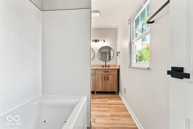 810 Kendale Court, Indianapolis, IN 46234