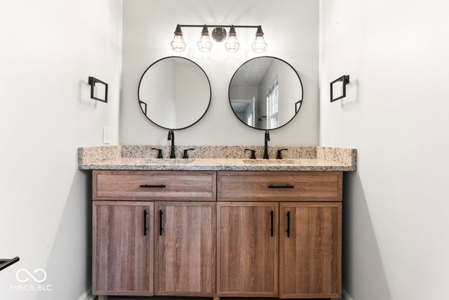 810 Kendale Court, Indianapolis, IN 46234