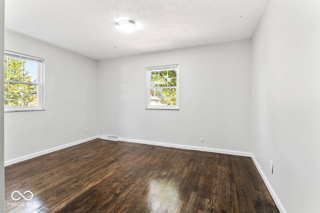 810 Kendale Court, Indianapolis, IN 46234