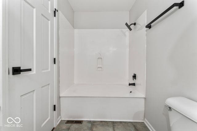 810 Kendale Court, Indianapolis, IN 46234