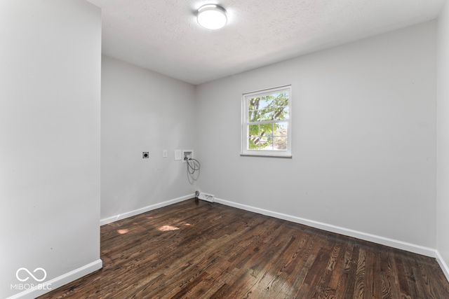 810 Kendale Court, Indianapolis, IN 46234