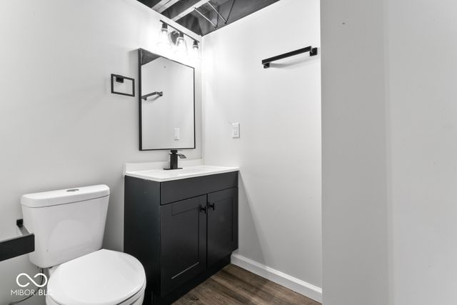 810 Kendale Court, Indianapolis, IN 46234