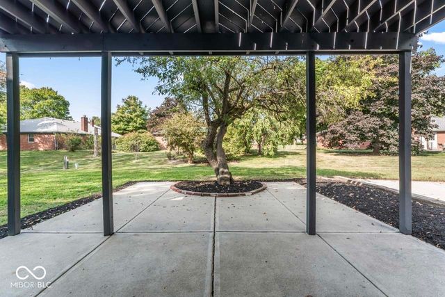 810 Kendale Court, Indianapolis, IN 46234