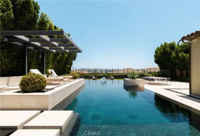 108 Panorama, Irvine, CA 92618