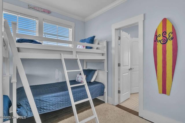 4325 E Pelican Drive, Oak Island, NC 28465